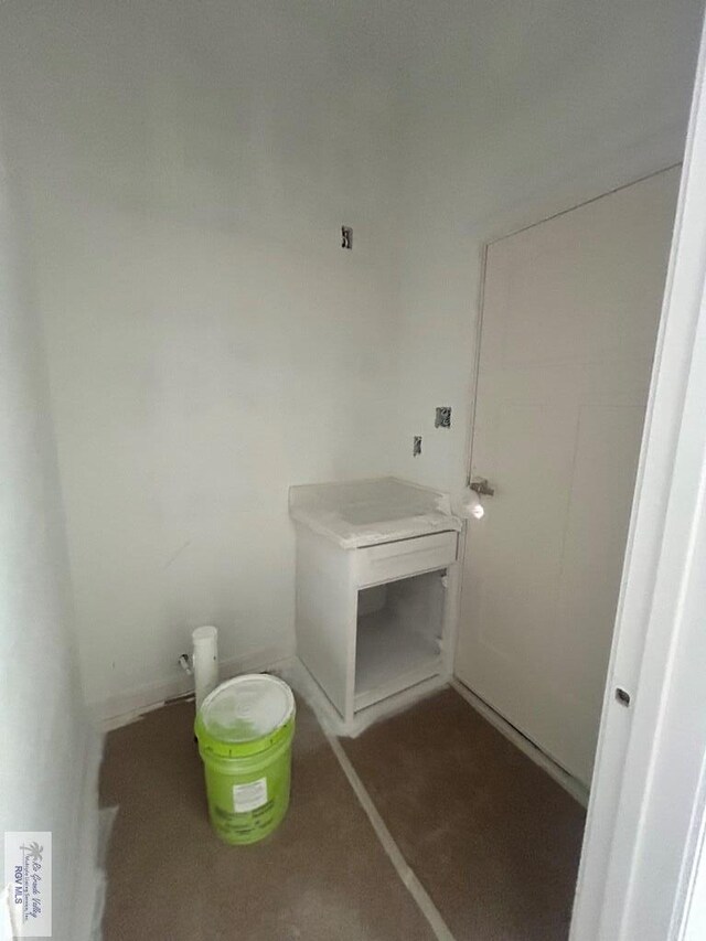 132 Finch Dr, Los Fresnos, TX 78566 - view of bathroom