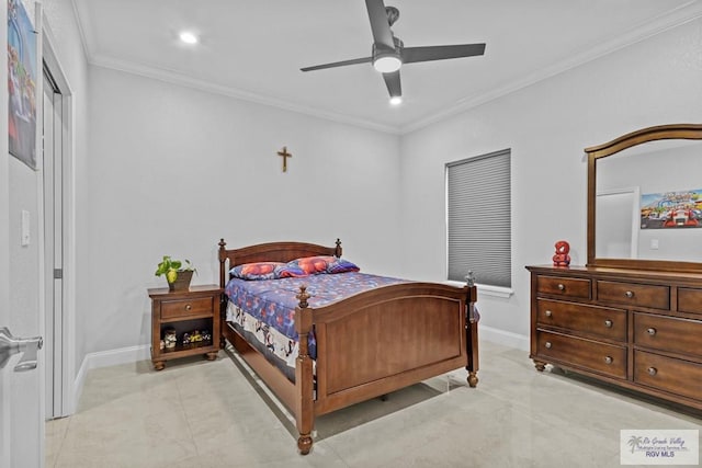 bedroom with ceiling fan, baseboards, crown molding, and recessed lighting