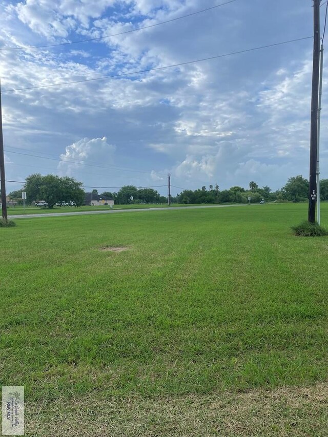 34031 Ebony Ln, San Benito, TX 78586 - photo 6