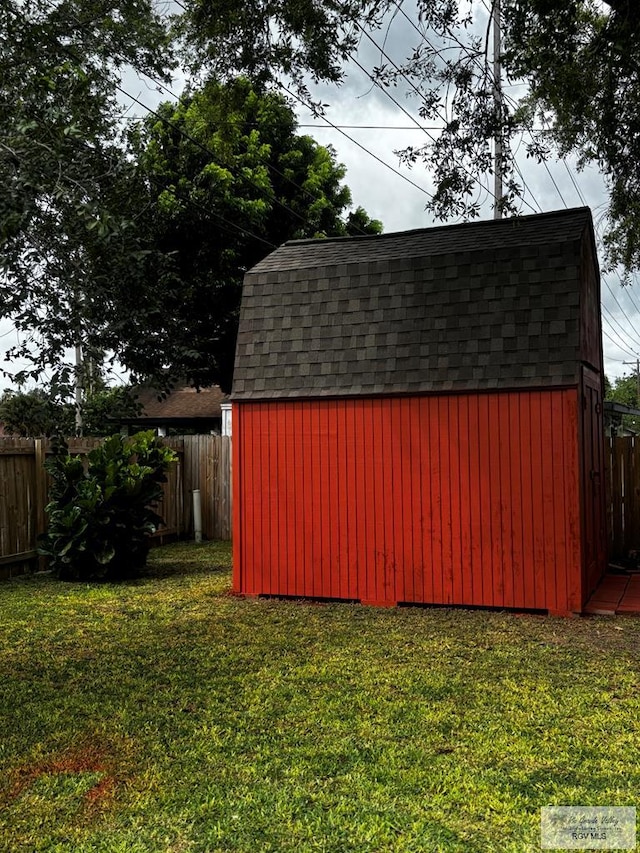 31 Casa De Palmas, Brownsville, TX 78521 - view of shed featuring a fenced backyard
