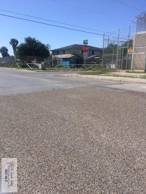 1204 Tyler St, Brownsville, TX 78520