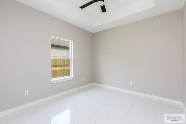 unfurnished room featuring ceiling fan