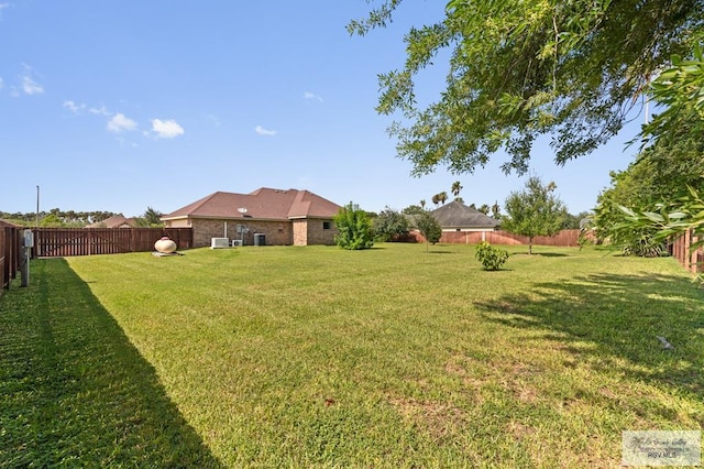 8005 King Sago Ct, Harlingen, TX 78552 - view of fenced backyard
