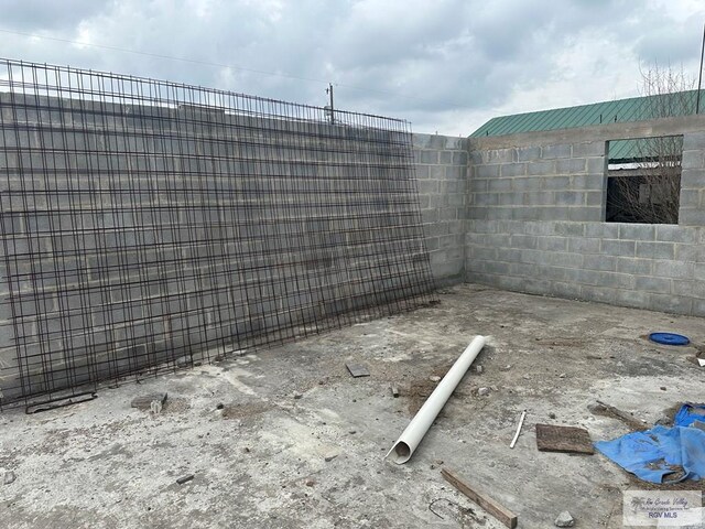 31101 Eustolio Gonzalez Rd, Raymondville, TX 78580 - photo 2