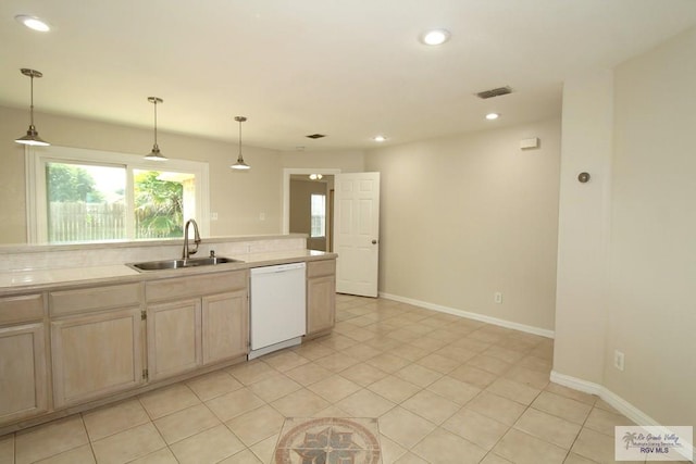 2602 E Mark Cir, Harlingen, TX 78550 - kitchen featuring dishwasher, a sink, healthy amount of natural light, recessed lighting, and decorative light fixtures