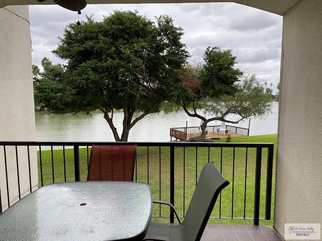 2010 El Dorado Ave, Rancho Viejo, TX 78575 - balcony with a water view