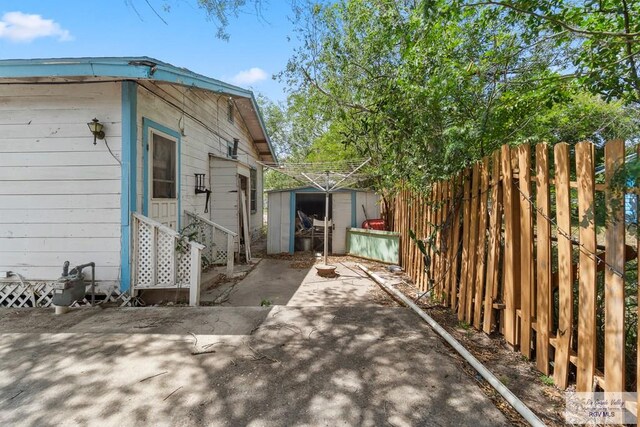 545 S Colorado Ave, Mercedes, TX 78570 - photo 14