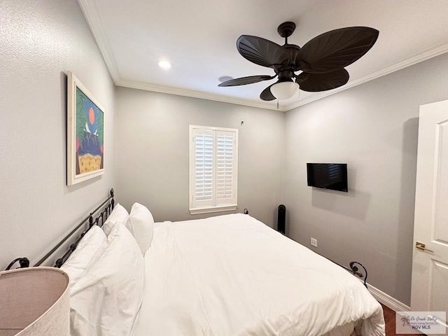107 E Palm St Unit B, South Padre Island, TX 78597 - bedroom with recessed lighting, ornamental molding, and ceiling fan