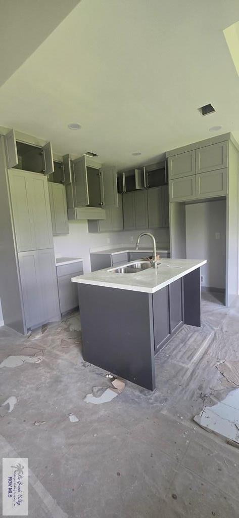 130 E Magnolia Ave, La Feria, TX 78559 - photo 3