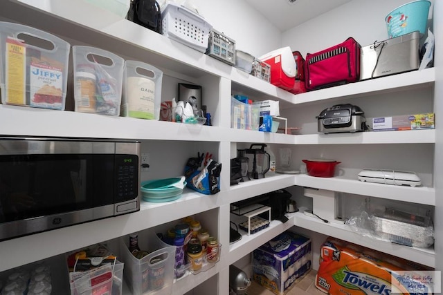 9073 New Orleans Ct, Los Fresnos, TX 78566 - view of storage area