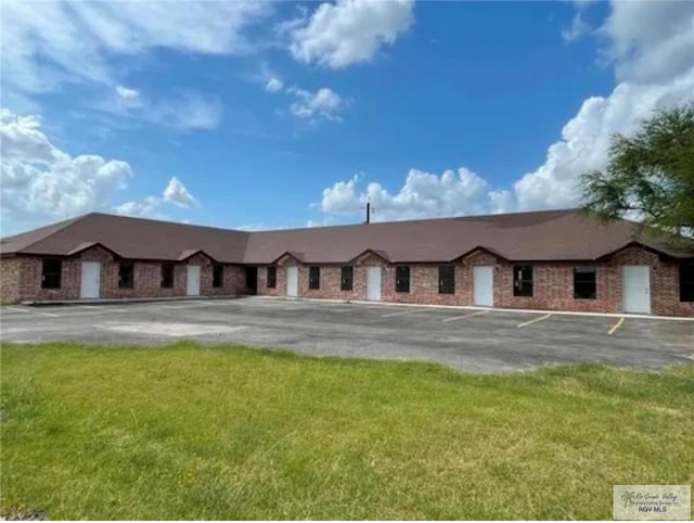 420 J R Becerra Ave, Progreso, TX 78596 - ranch-style home featuring a front yard