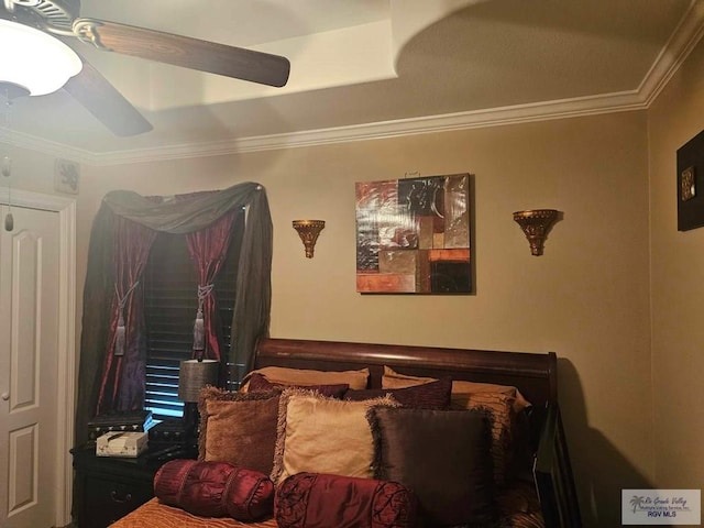 2104 Tomatillo Dr, Weslaco, TX 78596 - bedroom featuring ornamental molding and a ceiling fan