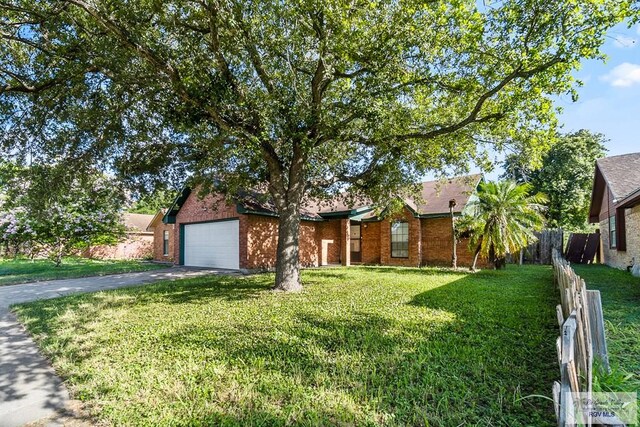 1906 Acadia St, Harlingen, TX 78550 - photo 2