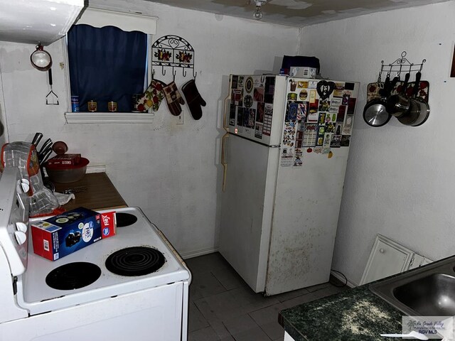 7102 S Trail Dr, Edinburg, TX 78542 - photo 8