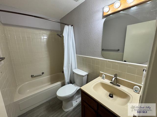 1663 Chipinque Dr, Brownsville, TX 78526 - photo 19