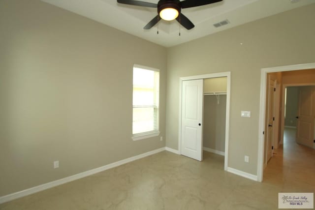 814 Knotty Pine Ln, Harlingen, TX 78552 - unfurnished bedroom featuring a closet and a ceiling fan