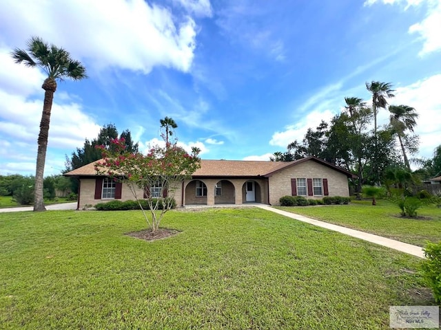140 Edgewater Cir, San Benito, TX 78586 - photo 2