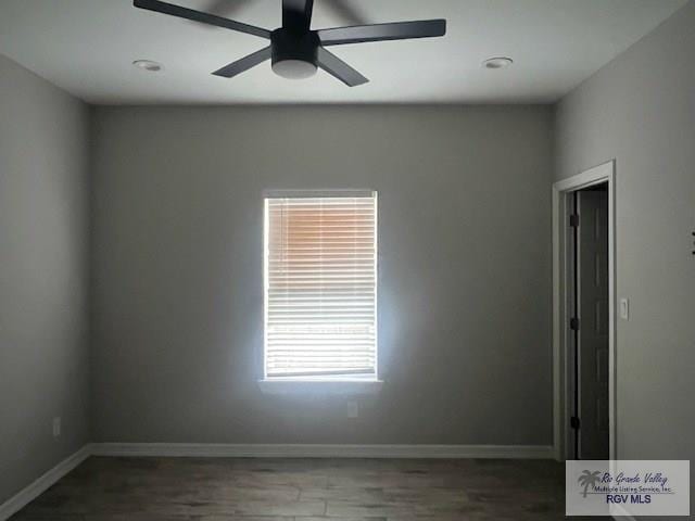 9206 Empress Ln, Harlingen, TX 78552 - spare room with a ceiling fan, baseboards, and recessed lighting