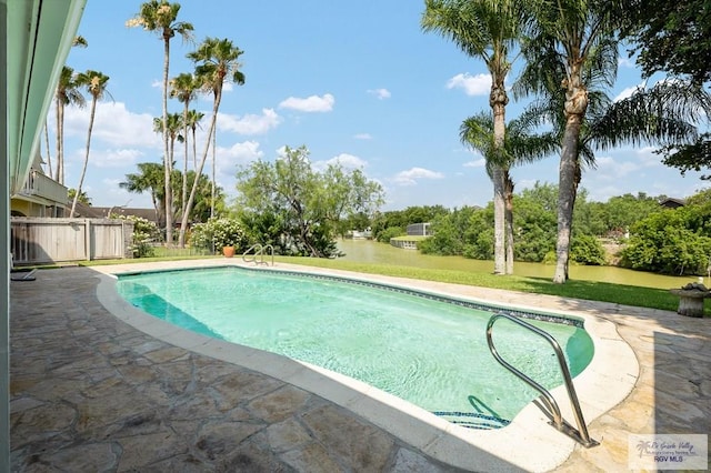 3406 Spyglass Hill Dr, Harlingen, TX 78550 - swimming pool with a patio area