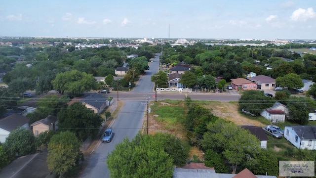 Listing photo 2 for 902 N B St, Harlingen TX 78550