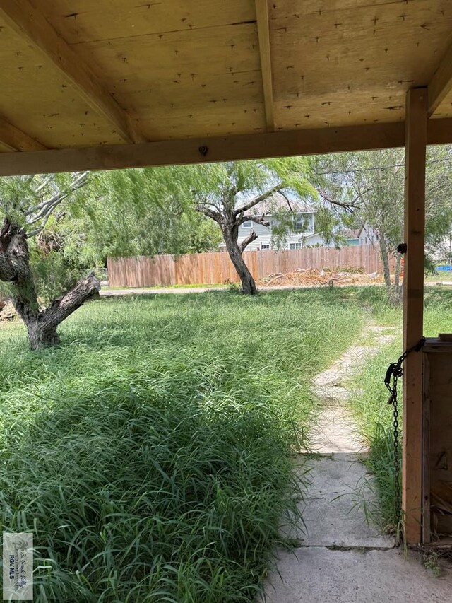 1206 S C St, Harlingen, TX 78550 - view of yard