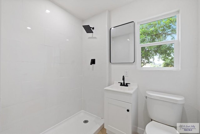 1522 Ball St, Harlingen, TX 78550 - full bath with vanity and tiled shower