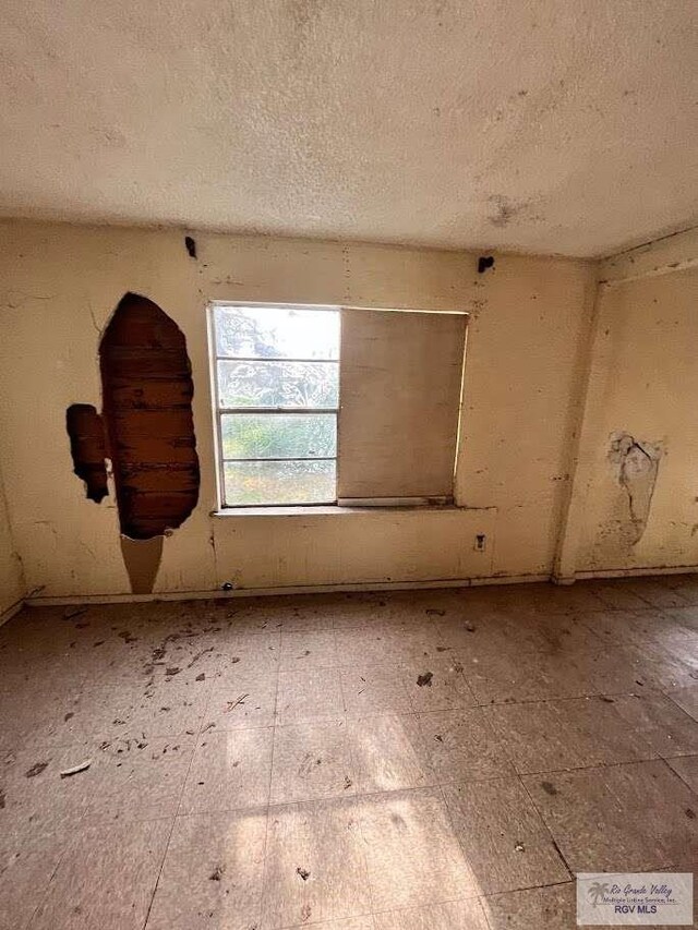 332 E 6th St, La Villa, TX 78562 - view of spare room