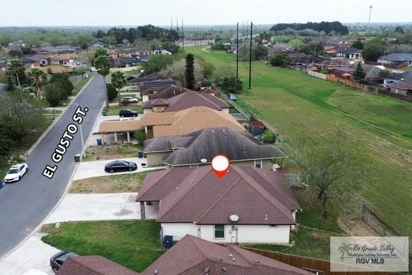 drone / aerial view featuring a residential view