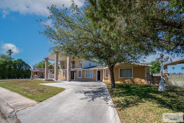 view of front of house with a front yard