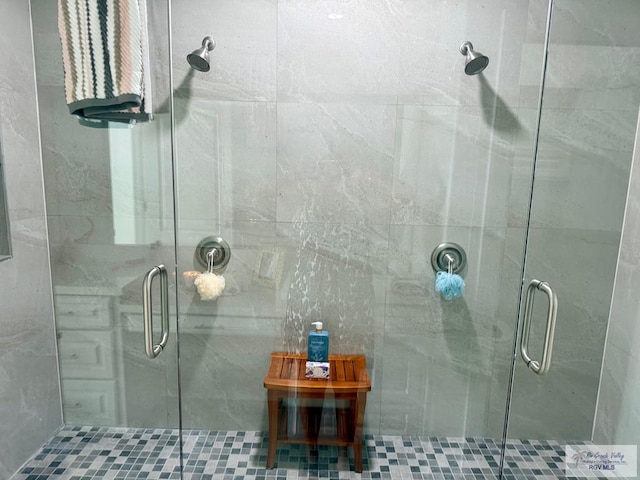 139 Heron Dr, Los Fresnos, TX 78566 - bathroom with a stall shower