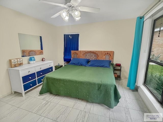 bedroom with ceiling fan