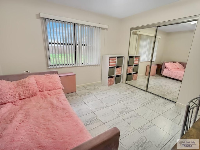 bedroom featuring a closet