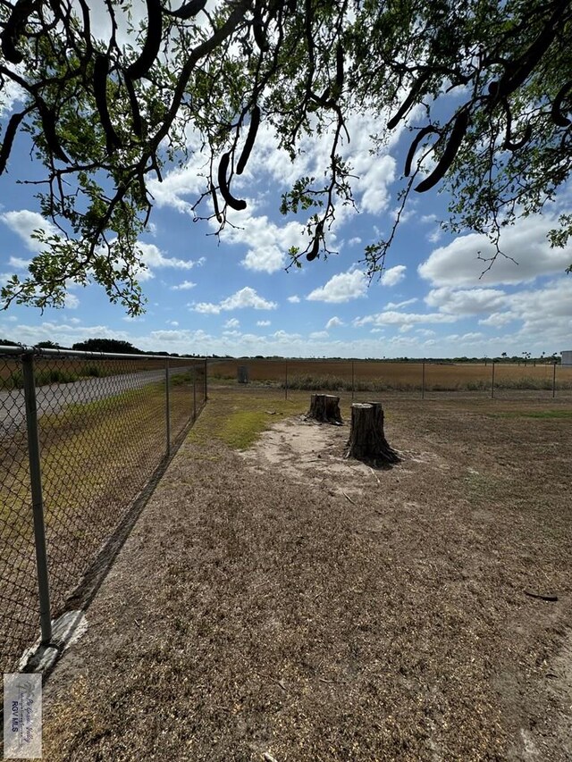 25631 N White Ranch Rd, La Feria, TX 78559 - view of yard featuring a rural view