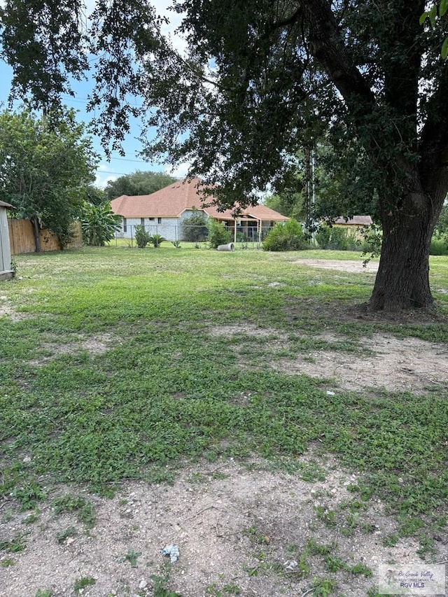 821 Virginia Ave, La Feria, TX 78559 - view of yard