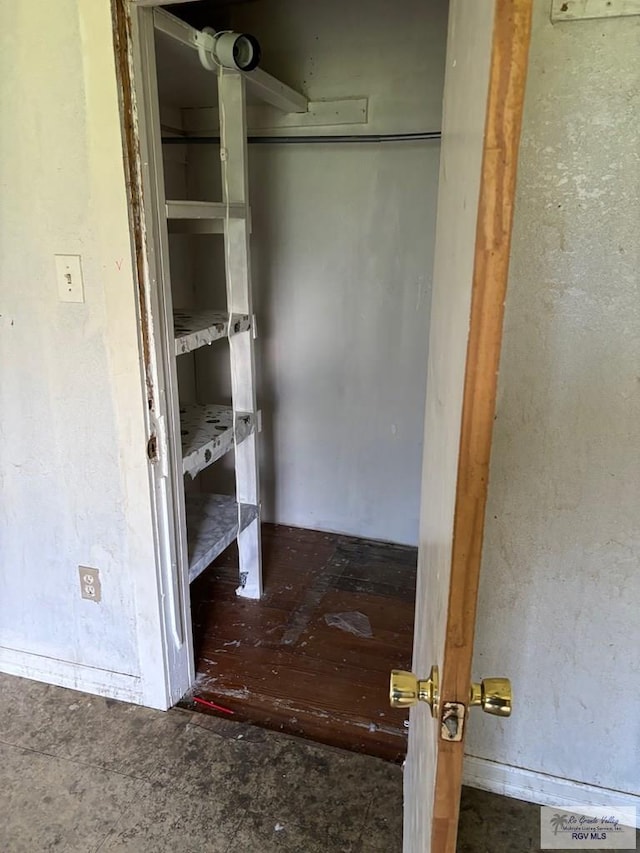 821 Virginia Ave, La Feria, TX 78559 - view of closet