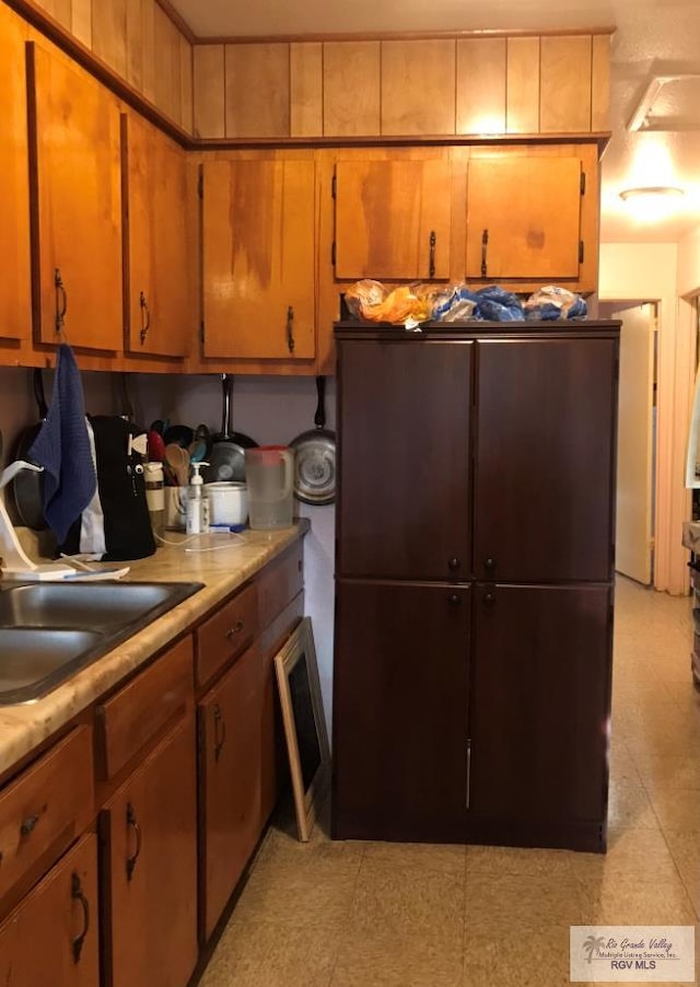 kitchen featuring sink