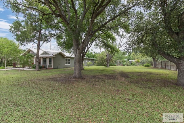 701 S Parker Rd, La Feria, TX 78559 - view of yard featuring fence