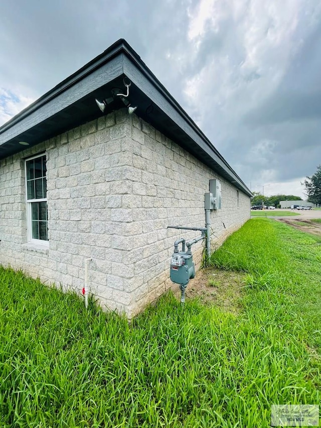 view of home's exterior