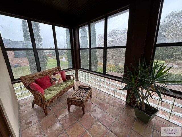 117 Palm Valley Cir, Harlingen, TX 78552 - view of sunroom