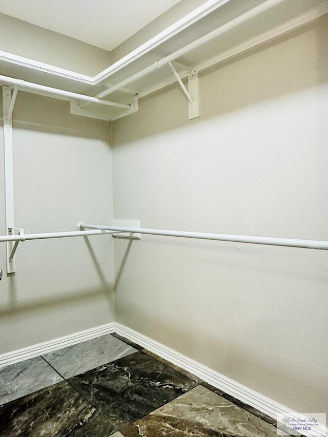 2200 E 19th St, Mission, TX 78572 - view of walk in closet