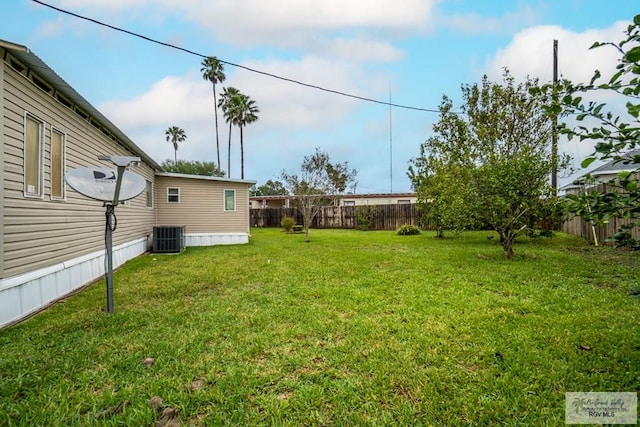 413 Cooper Ln Unit 24, 25, 26, La Feria, TX 78559 - view of yard featuring central air condition unit