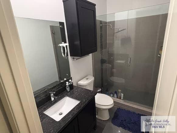 519 Country Club Rd, Brownsville, TX 78520 - photo 8
