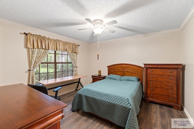 24382 Preston Trl, Harlingen, TX 78552 - bedroom with wood tiled floors, a textured ceiling, crown molding, and a ceiling fan