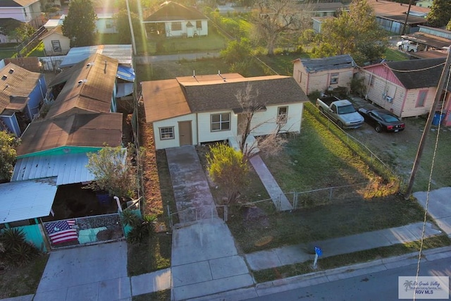 bird's eye view with a residential view