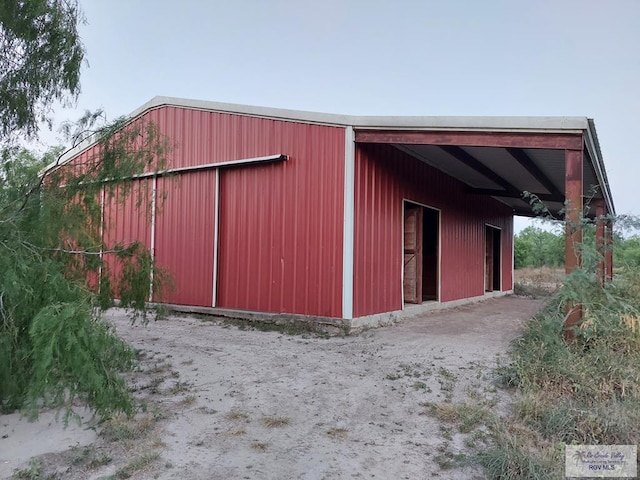 view of outbuilding