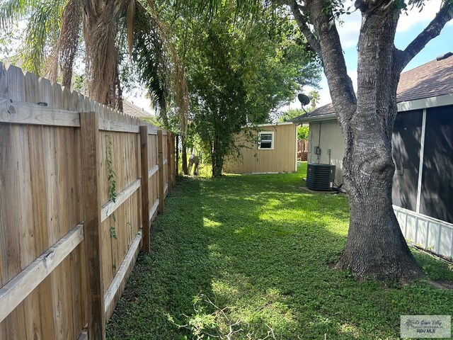 1329 Cottonwood Blvd, Harlingen, TX 78552 - photo 31