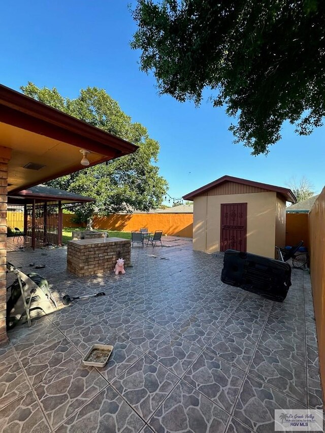 624 Waterside Dr, Brownsville, TX 78521 - view of patio