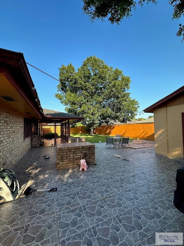 624 Waterside Dr, Brownsville, TX 78521 - view of patio / terrace