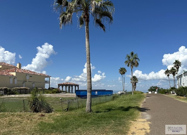 Listing photo 2 for 215 W Huisache St Unit 5, South Padre Island TX 78597