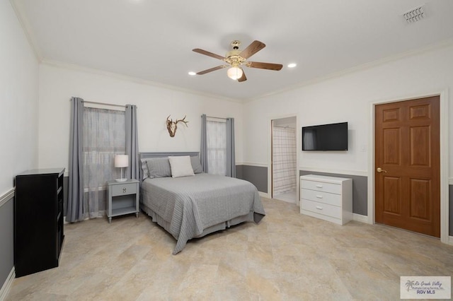 bedroom with visible vents, ornamental molding, ceiling fan, and baseboards